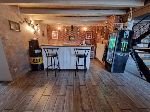 Propriete à vendre proche LURE (70) FERME T7 RENOVEE avec DEPENDANCES