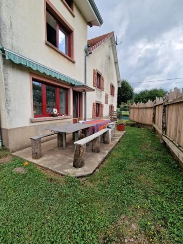 Propriete à vendre proche LURE (70) FERME T7 RENOVEE avec DEPENDANCES