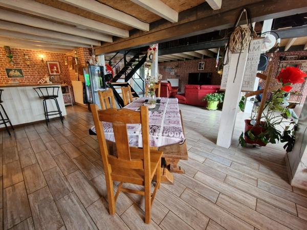 Propriete à vendre proche LURE (70) FERME T7 RENOVEE avec DEPENDANCES