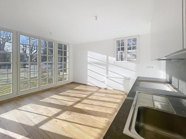 Appartement neuf avec jardin et parking – Vaucresson