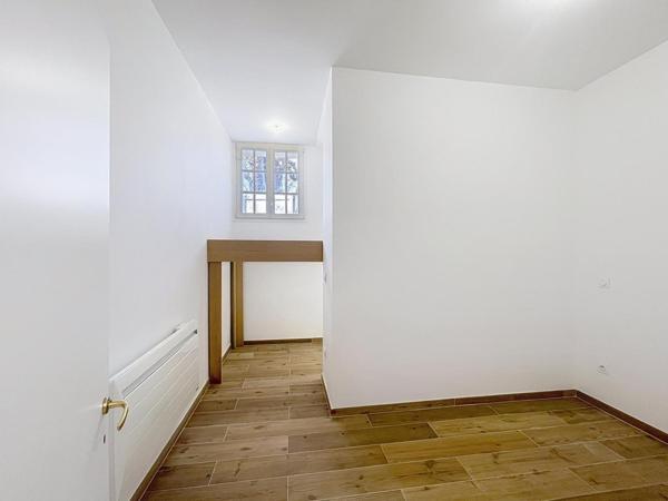 Appartement neuf avec jardin et parking – Vaucresson