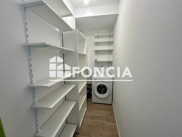 Location Appartement meublé 3 pièces 79.44 m² - 10 rue de la Simbrandière La Roche Sur Yon 85000