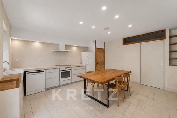 Graveson – Élégante maison de village rénovée avec jardin, garage et prestations de qualité