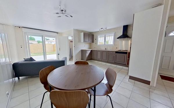 Maison à louer    3 pièces • 60 m2 Bègles
