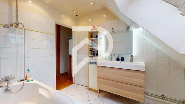 Immeuble 10 pièces 662 m2