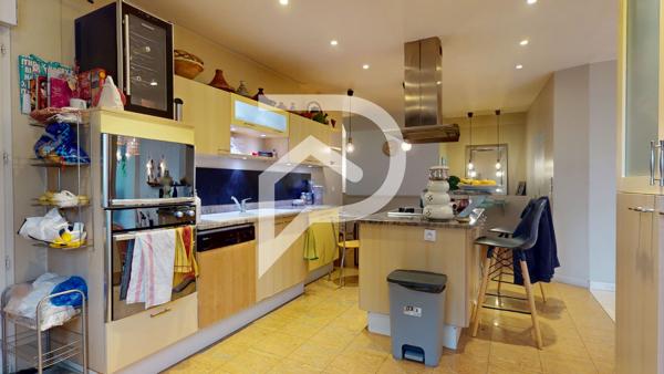 Immeuble 10 pièces 662 m2