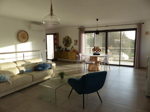 Ajaccio magnifique Villa contemporaine récente T5 avec vaste garage  Ajaccio (20000)
