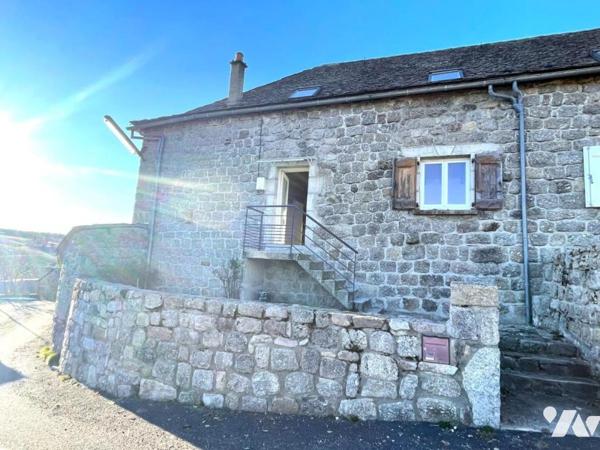 APPARTEMENT/MAISON DANS UN CORPS DE FERME RENOVE SECTEUR RIEUTORT DE RANDON