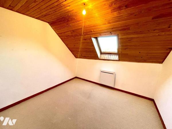 APPARTEMENT/MAISON DANS UN CORPS DE FERME RENOVE SECTEUR RIEUTORT DE RANDON