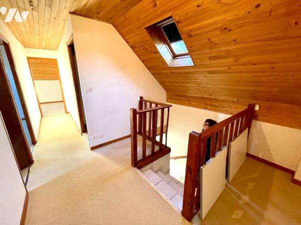 APPARTEMENT/MAISON DANS UN CORPS DE FERME RENOVE SECTEUR RIEUTORT DE RANDON