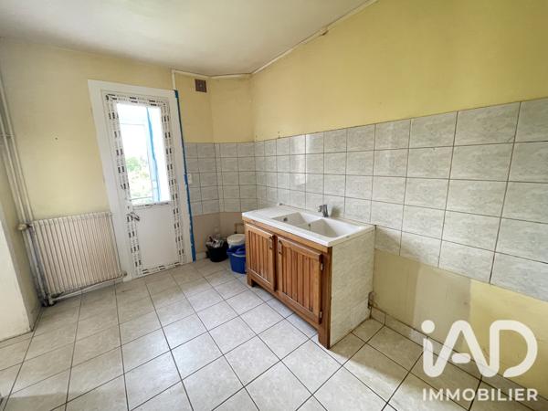 Maison à vendre 4 pièces 84 m² Villeneuve-la-Guyard