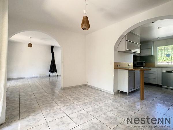 Maison Trets 5 pièce(s) 124.05 m2