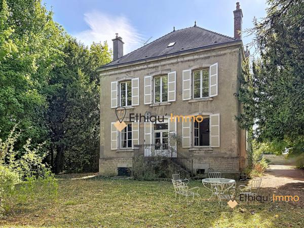 Maison de maître et ses dépendances