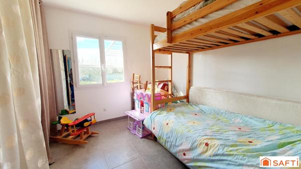 Maison plain-pied - 3 chambres - dépendance - jardin clôt