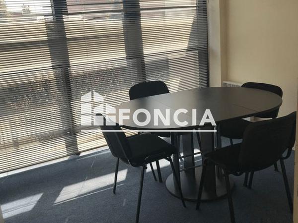 Local commercial 27 m² à Niort 79000 à vendre