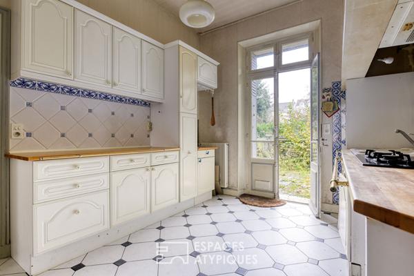 Demeure exceptionnelle à rénover en hyper-centre de Rambouillet