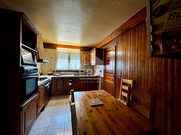 Maison familiale 5 pièces 96 m² Combs-la-Ville, secteur Bois l'Évêque