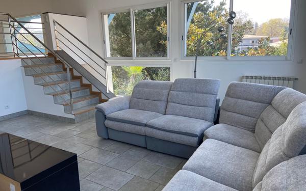 Maison à vendre    4 pièces •  Bayonne