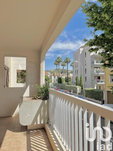 Appartement à vendre 3 pièces 62 m² Hyères