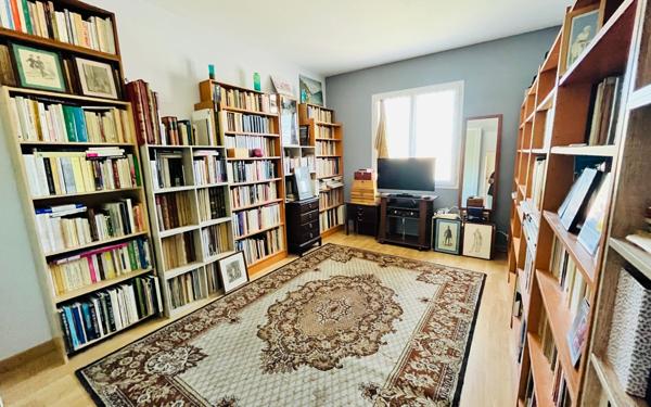 Maison à vendre    6 pièces •  Royan