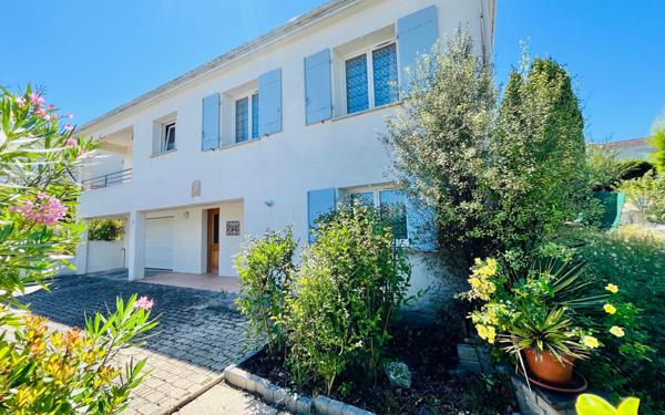 Maison à vendre    6 pièces •  Royan