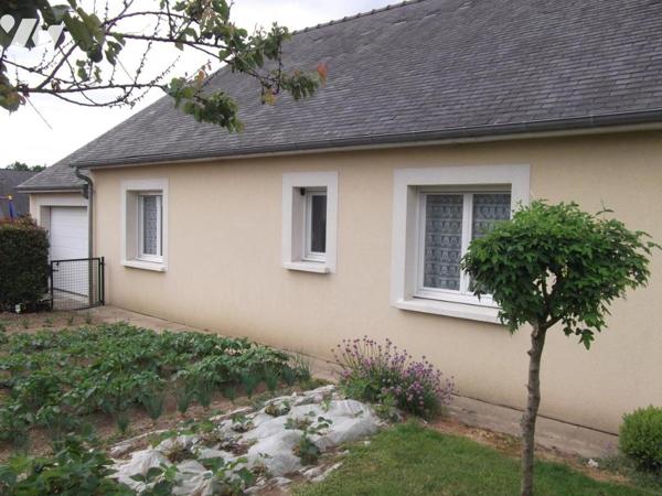 A VENDRE - PAVILLON P-PIED - COSSE LE VIVIEN 