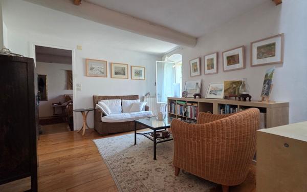 Maison à vendre    6 pièces •  Pujaut