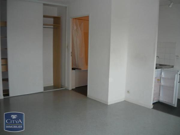 Appartement à louer 1 pièce 24.82m²