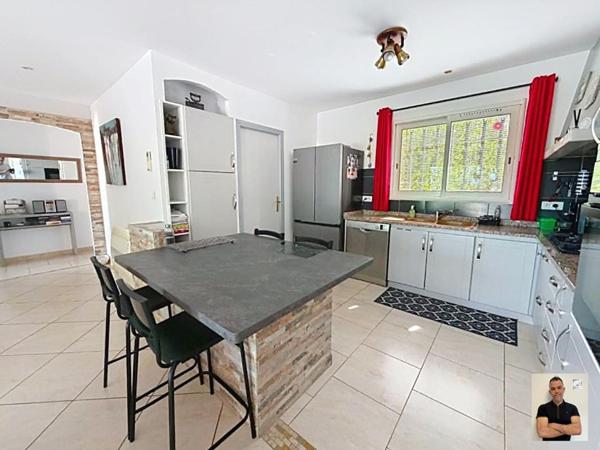 Villa Brignoles 4 pièce(s) 130 m2