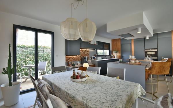 Maison à vendre    4 pièces •  Meximieux