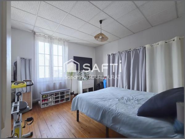 Ensemble immobilier maison et local