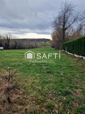 Terrain constructible 1784 m2