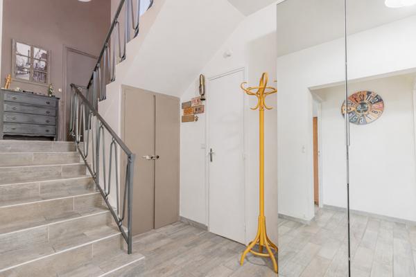 Maison 5 chambres quartier du Lac Verrières-le-Buisson, DPE C ,Proche RER B