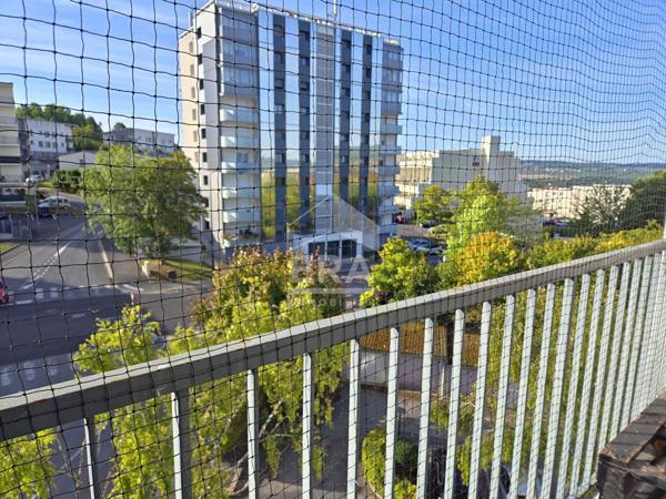 Appartement - 3 pièces - 50 m² EPERNAY secteur Vignes Blanches