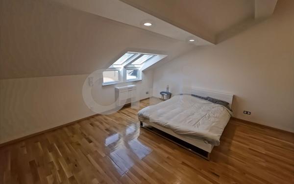 Maison à vendre    5 pièces •  Bondy