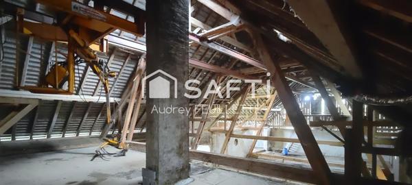 Grande maison ancienne 187 m² habitables avec vue dégagée sur les montagnes