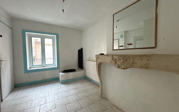 Maison à vendre    3 pièces •  Dole