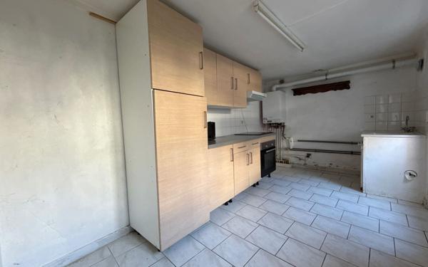 Maison à vendre    3 pièces •  Dole