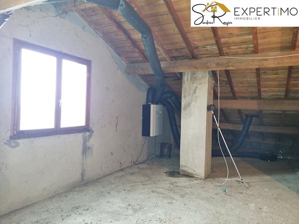 Lapeyrouse (63700) Lapeyrouse Maison de 123 m² sur terrain de 3420 m² attenant