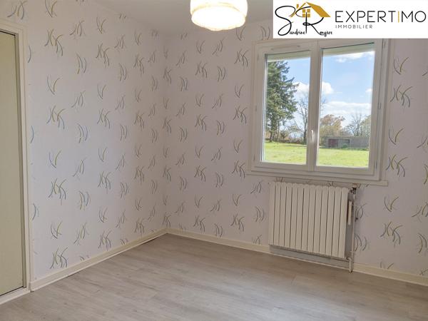 Lapeyrouse (63700) Lapeyrouse Maison de 123 m² sur terrain de 3420 m² attenant