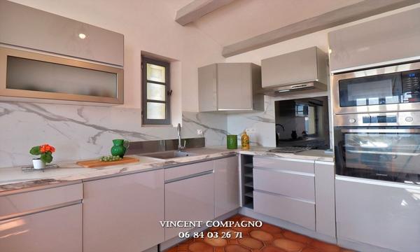 Maison Esparron de Verdon 10 pièce(s) 230 m2