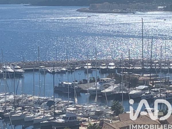 Maison à vendre 6 pièces 150 m² Le Lavandou