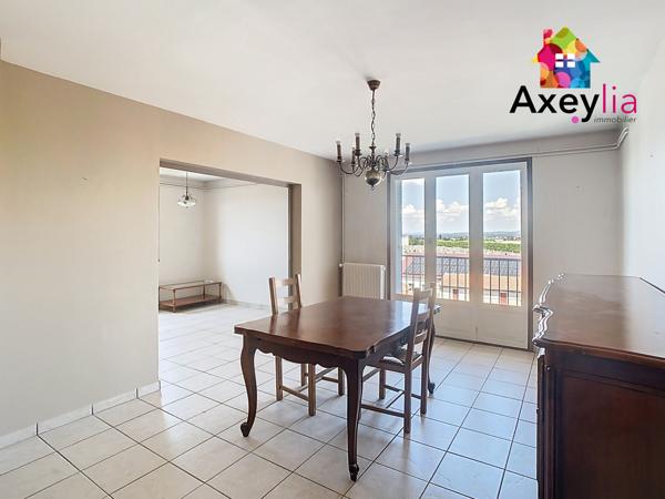 Roanne (42300) A VENDRE- ROANNE- APPARTEMENT T4 AVEC BALCONS, TERRASSES ET CAVE