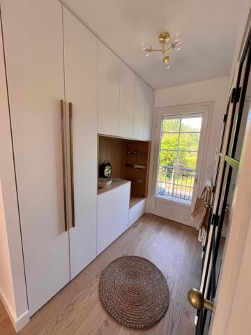 À vendre - Maison individuelle, 7 pièces située à Saint-Cyr-sur-Loire (37540)