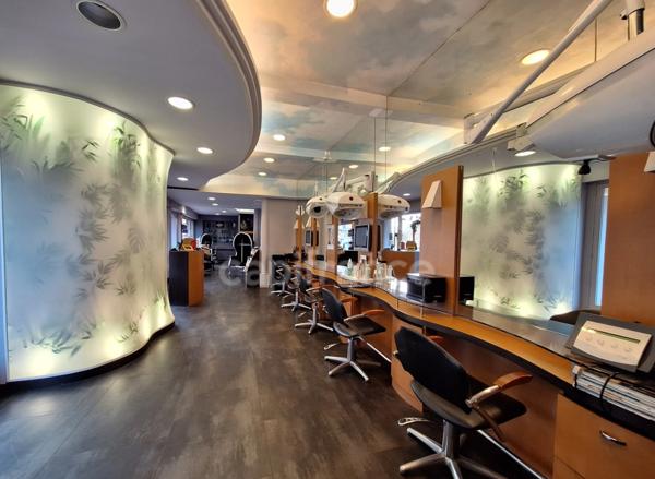 Fonds de commerce à vendre BAGNOLES DE L'ORNE (61)