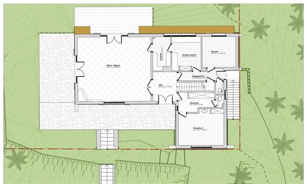 Un emplacement privilégié à Hardelot, directement face au Golf des Pins et au trou n°14.

Découvrez cette maison de style Hardelotoise développant environ 235 m² habitables, implantée sur une belle parcelle de plus de 1600 m².

Une véritable opportunité pour les acquéreurs à la recherche d’un bien bénéficiant d’un environnement exceptionnel et souhaitant créer une maison entièrement à leur image.

Avec ses volumes généreux, ses 6 chambres et la possibilité d’une vie de plain-pied, cette propriété offre un potentiel remarquable, aussi bien pour une résidence principale que secondaire.

Les travaux de terrassement permettant notamment de faciliter l’accès au stationnement seront réalisés par les vendeurs.

Les futurs propriétaires disposeront ainsi d’une grande liberté pour repenser et rénover la maison selon leurs envies, leurs besoins et leur niveau de prestations : redistribution des espaces, création d’une vaste pièce de vie tournée vers le golf, rénovation énergétique, choix des matériaux et aménagements intérieurs…

Mais c’est avant tout son emplacement qui rend cette propriété particulièrement intéressante.

Les maisons offrant une telle situation, directement face au Golf des Pins, sont rares sur le marché. Ici, le potentiel de rénovation s’associe à une adresse privilégiée et à une vue dont on profite au quotidien.

Son architecture typiquement Hardelotoise, ses 235 m² habitables, son terrain généreux et sa situation exceptionnelle constituent une base idéale pour imaginer une propriété de caractère à Hardelot.

Un bien à découvrir avant tout pour son emplacement, son potentiel et les nombreuses possibilités qu’il offre.