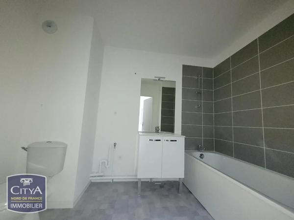Appartement à louer 2 pièces 45.56m² Saint-Saulve (59880)