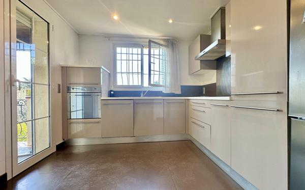 Maison 8 pièces - 200 m² Exclusivité efficity