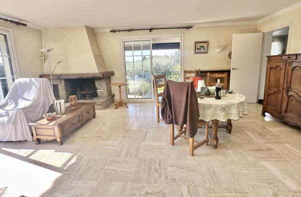 Maison 8 pièces - 200 m² Exclusivité efficity