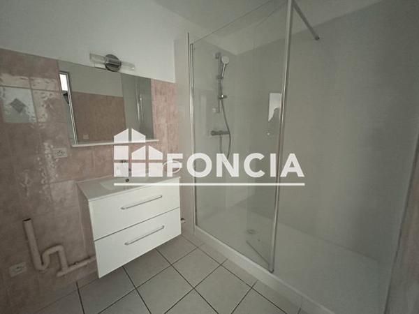 Location Appartement 3 pièces 74 m² - 6 RUE DES TOURELLES Manosque 04100